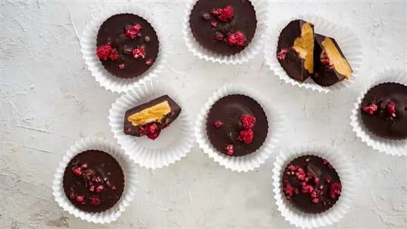 Czekoladki z masłem orzechowym