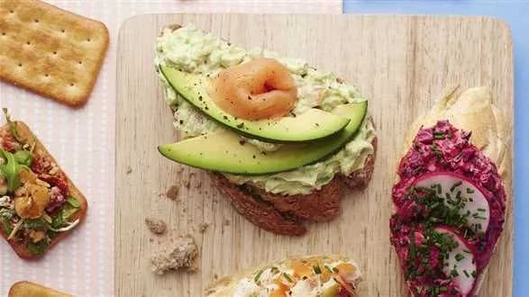 PASTA Z KOZIEGO SERA Z SUSZONYMI POMIDORAMI