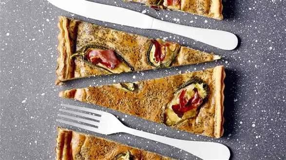 Quiche z papryczkami padrón i wędzonym serem