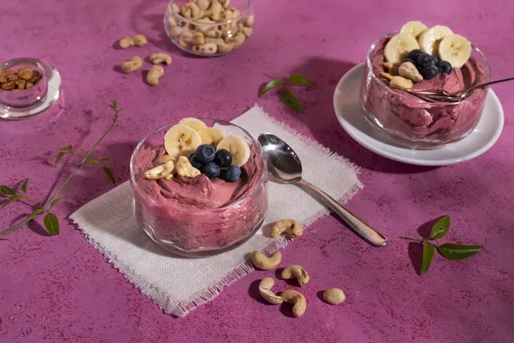 Szybkie fit desery: 5 pysznych przepisów na zdrowe słodkości