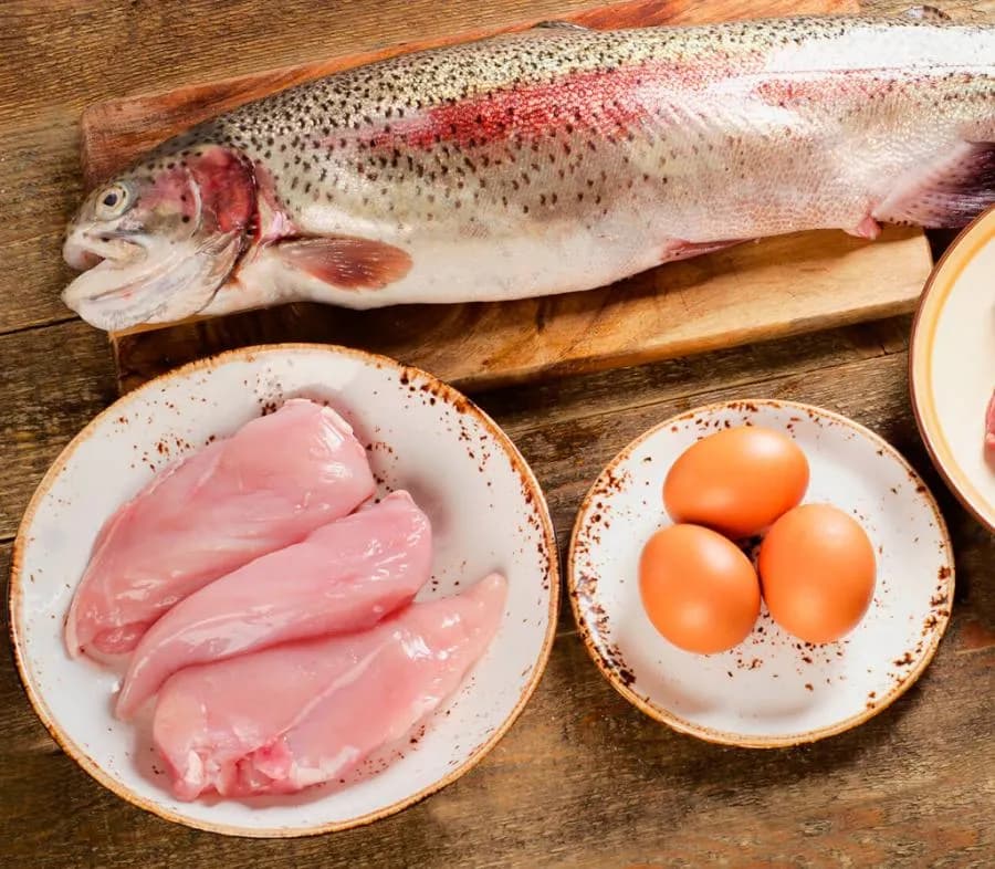 Naturalne źródła kolagenu w codziennym pożywieniu - sprawdź co jeść aby go dostarczyć organizmowi