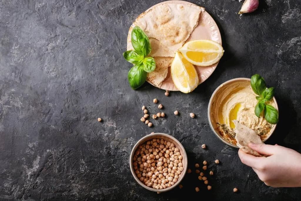 Przepis na hummus z ciecierzycy | Doskonały sposób na pyszny hummus domowej roboty w 5 krokach